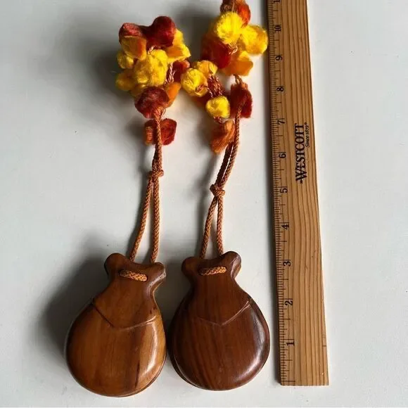 Vintage Wooden Castanets. MINT Condition. Gorgeous. Amazing Sound - Picture 5 of 5
